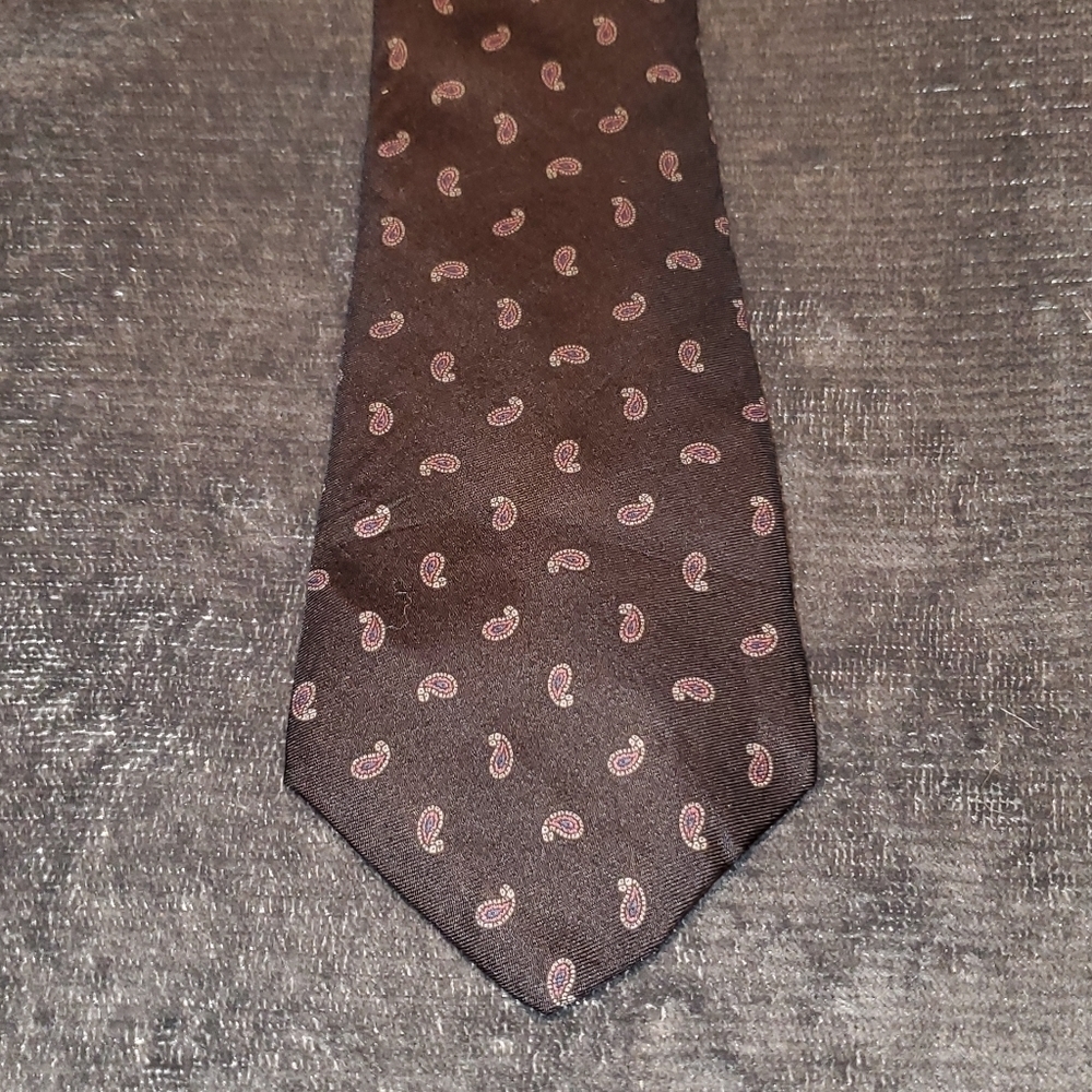 STAFFORD Grey Necktie with Pink & Blue Paisleys